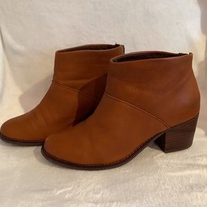 TOMS Leila leather ankle boot